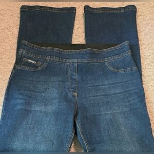 Coco + Carmen Blue Bootcut Jeans with Elastic Waist - Pull-On. Women's Sz Large
